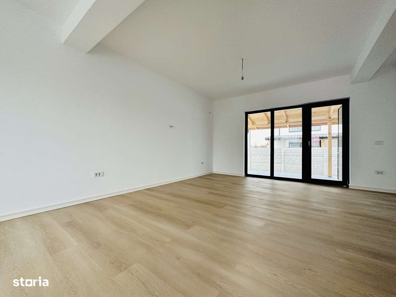 Casa Individuala - 4 Camere 300 mp-  - Comuna Berceni- La 163.900-7