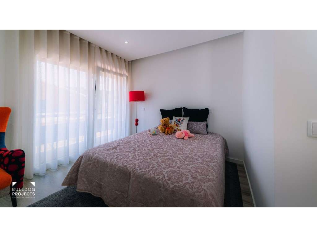 Moradia Isolada T4 Triplex Venda Coimbra-49