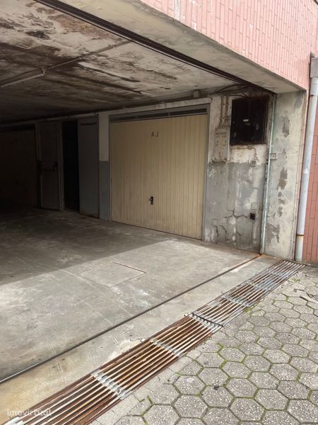 Garagem Box em Canelas Vila Nova de Gaia