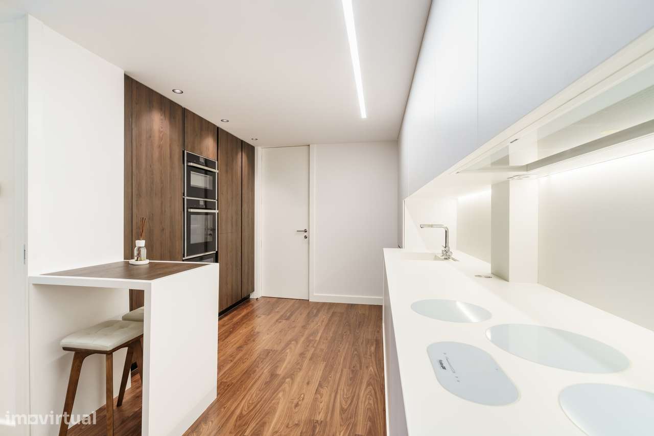 Apartamento T3 de luxo no Centro Histórico de Braga-32