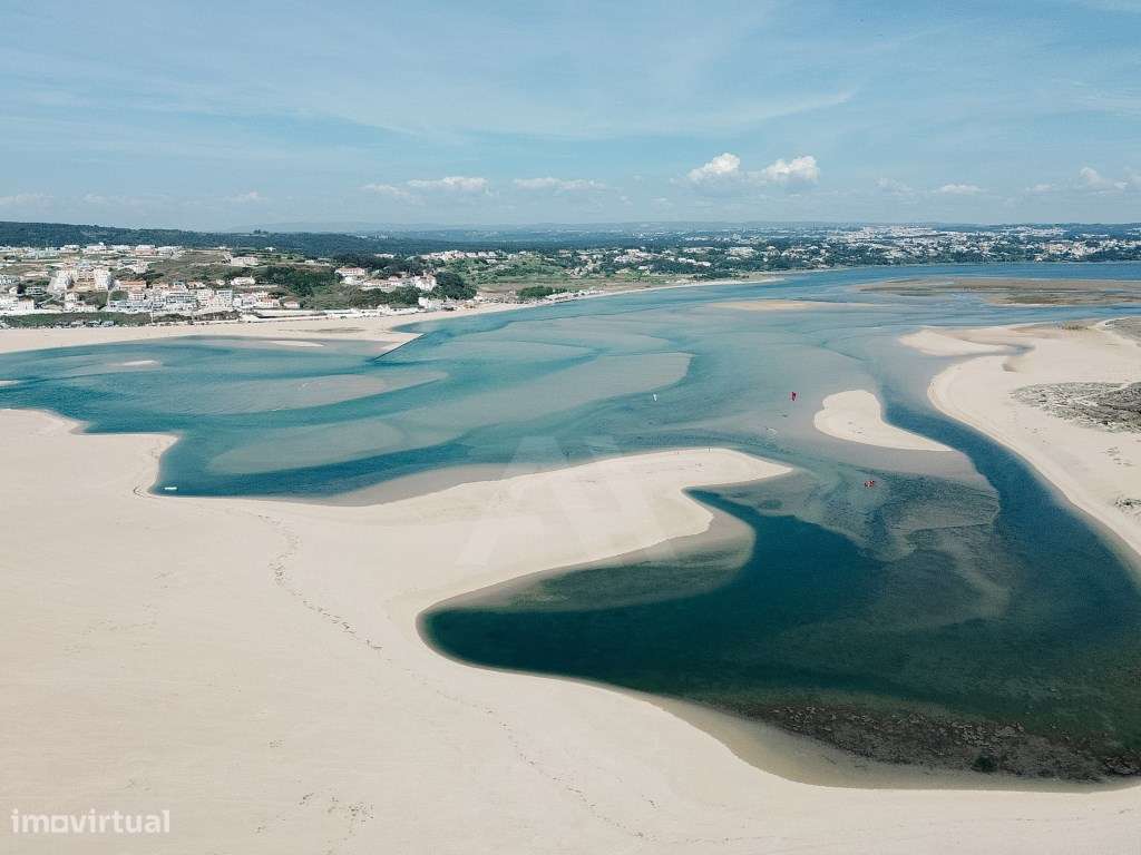 Moradia T3 com Piscina a 5 Minutos da Lagoa de Óbidos-39