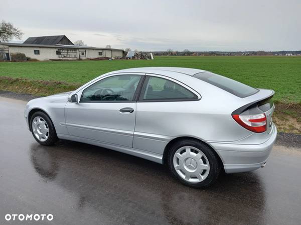 Mercedes-Benz Klasa C 200 Kompressor - 10