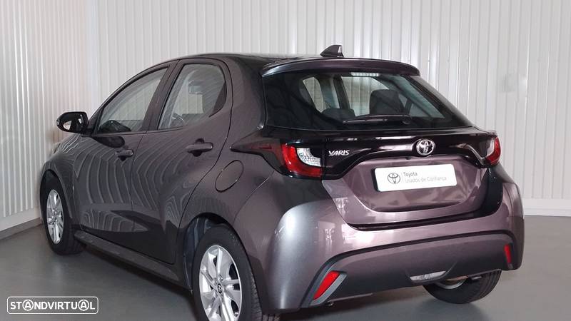 Toyota Yaris 1.0 VVT-i Comfort Plus - 2