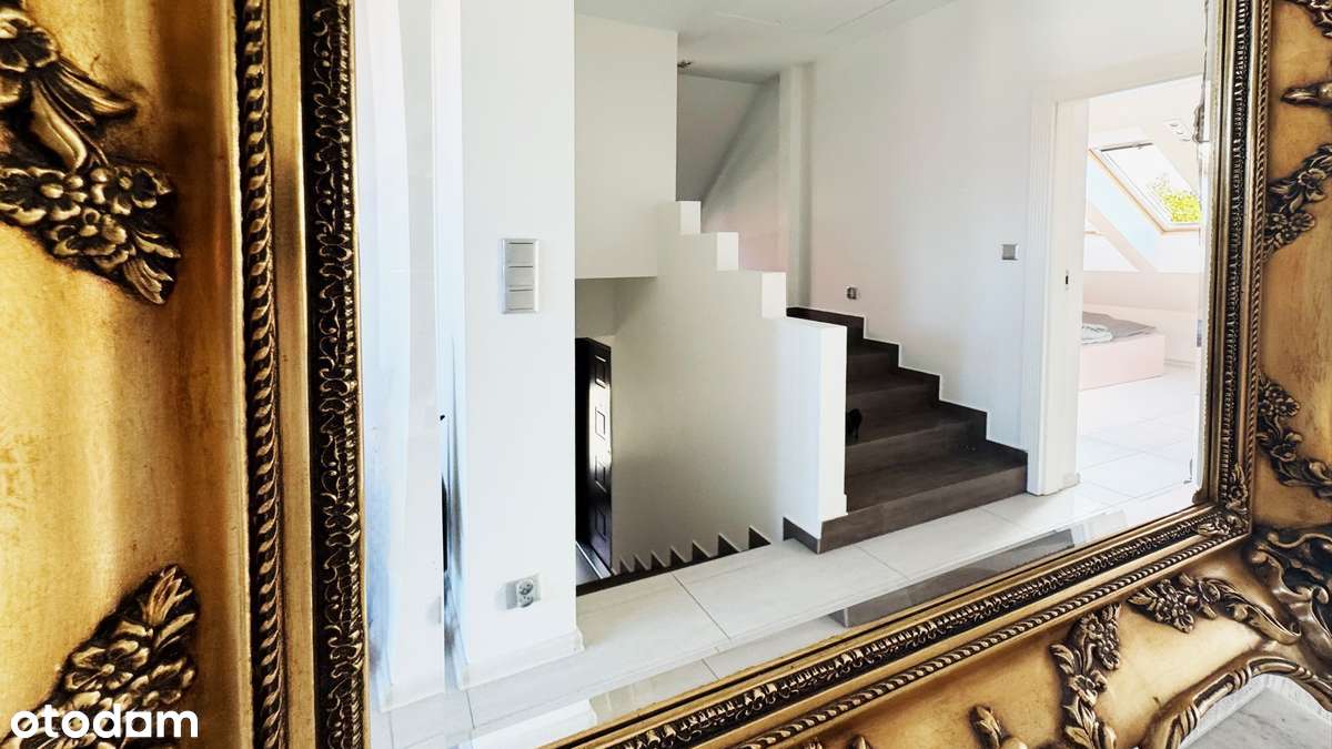 TOP Lokalizacja - 3 pokoje - Całkowicie Bezczynszowe Mieszkanie-11