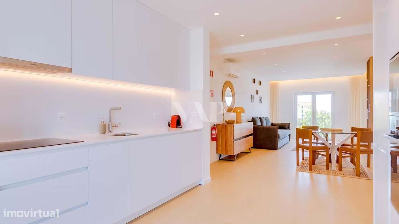 Apartamento T2 Renovado com Piscina e Licença AL em Vilamoura - Grande imagem: 3/16