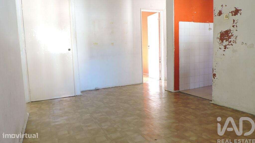 Apartamento T3 em Laranjeiro e Feijó - Grande imagem: 3/20
