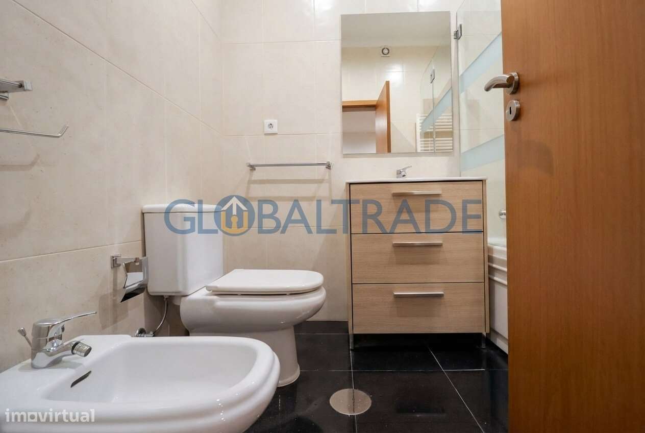 Duplex T2+1 com vista mar em Canidelo-34