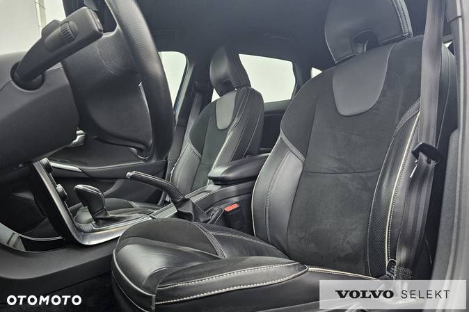 Volvo V40 - 14