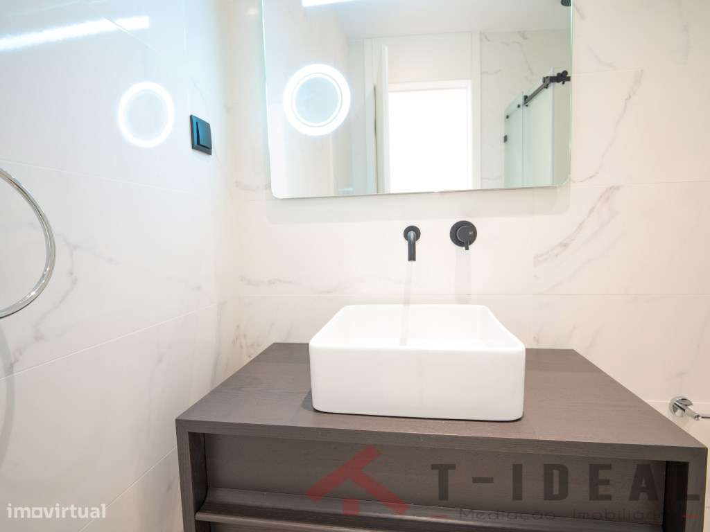 Apartamento T3 no Centro da Lourinhã-37