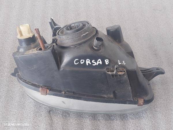 Otica / Farol Esq Opel Corsa B (S93) - 3