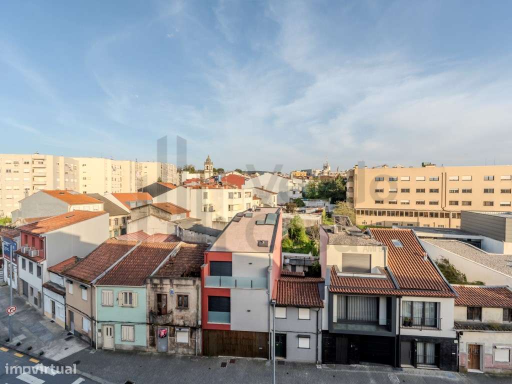 Vende-se T3 - Braga Centro-19