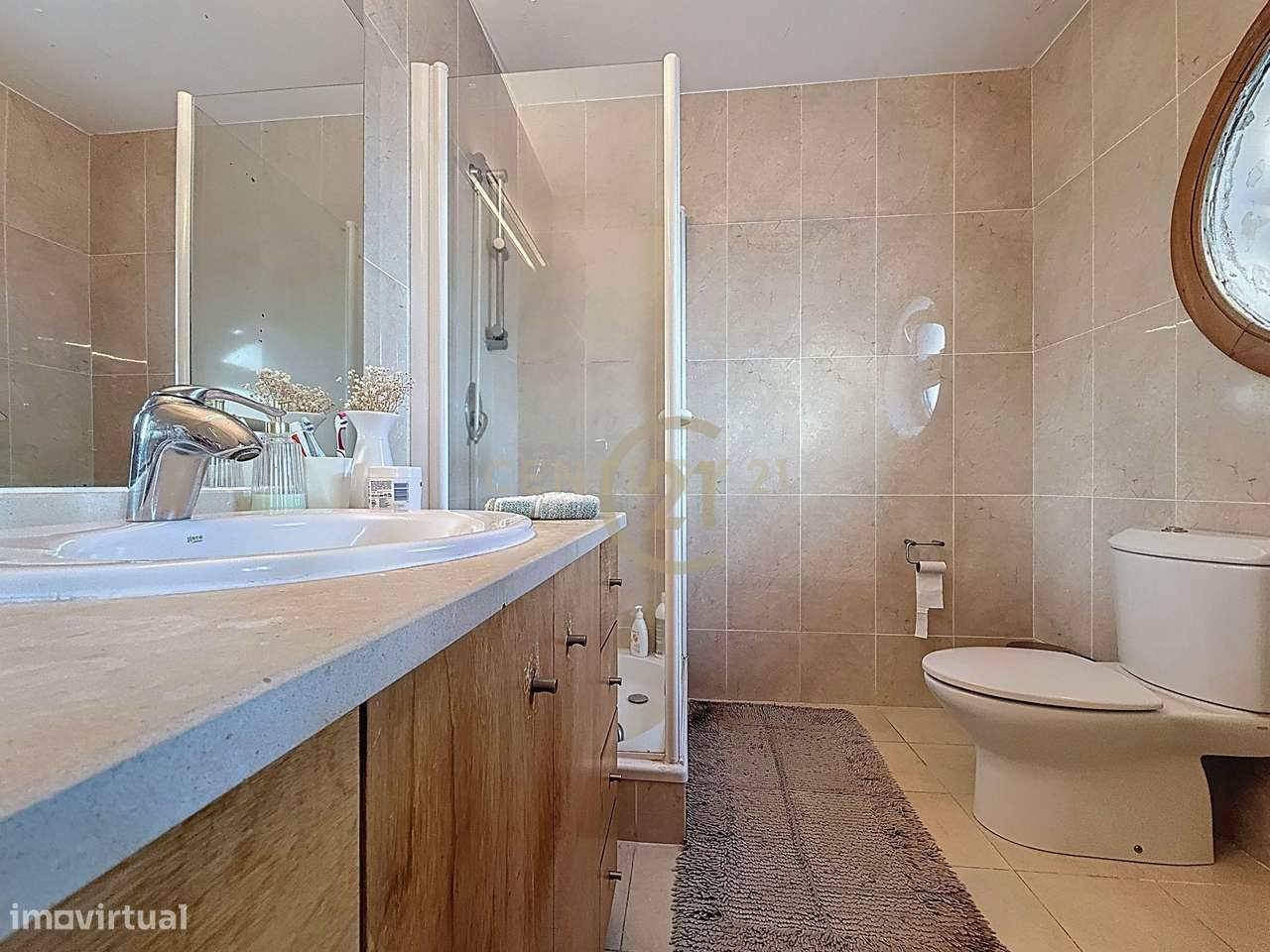 Moradia de Elevada Qualidade no Coração da Praia da Vitória – Vista Ba-21