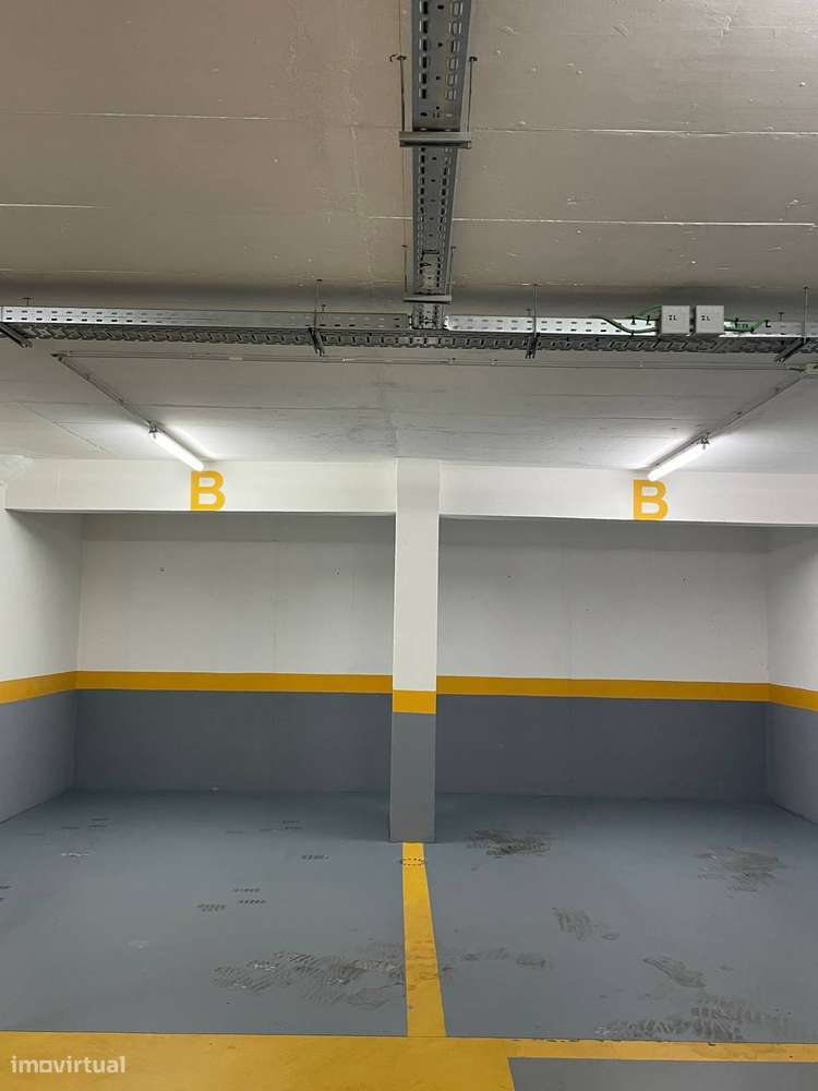 Viva perto do mar em Paço de Arcos: T3 novo com pátio e garagem-25