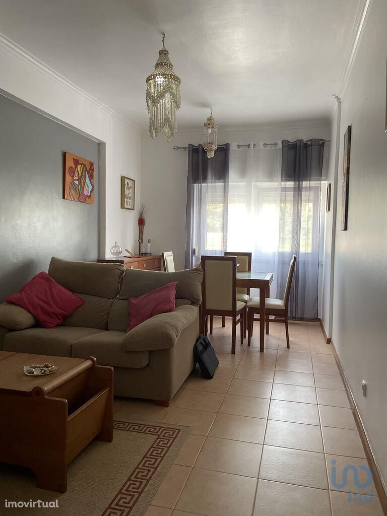 Apartamento T2 em Lisboa de 76,00 m2