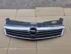 Grill atrapa Opel Astra H III LIFT EUROPA oryginał - 1