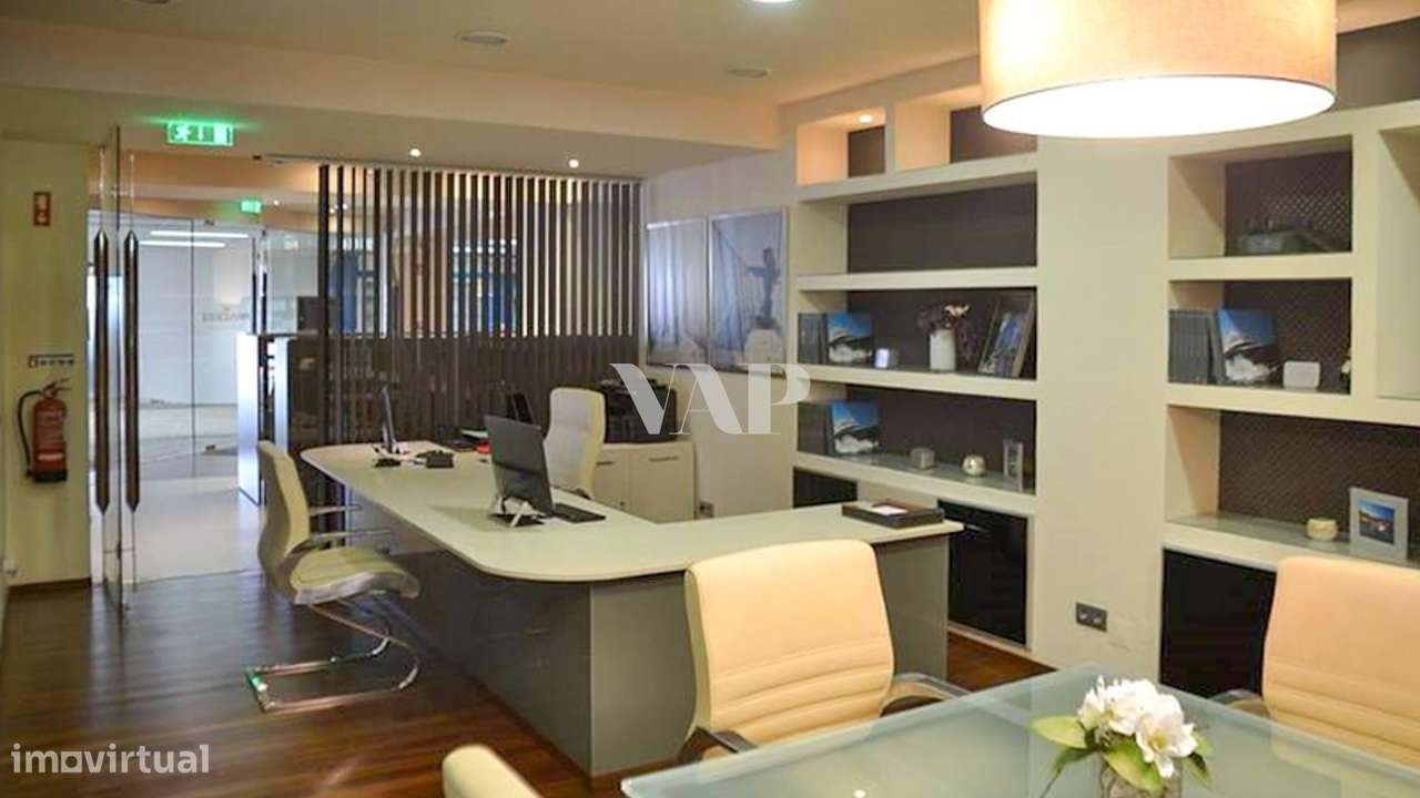Espaço comercial para venda na Marina de Vilamoura - Grande imagem: 4/7