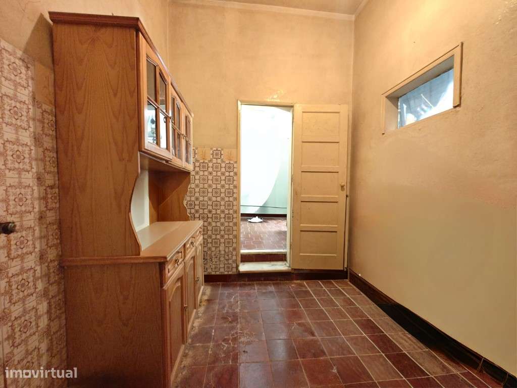 Moradia junto às muralhas do Castelo de Óbidos-20