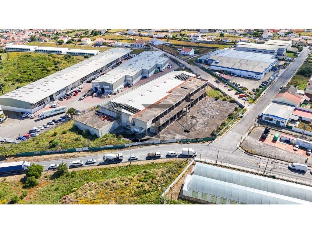 Prédio / Loja / Armazém com 11.500 m2 para Venda, na Estrada Princi... - Grande imagem: 4/35