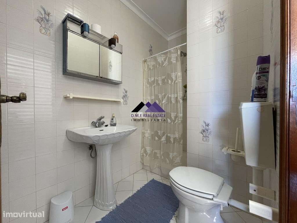 Moradia T3 c/ Piscina e Garagem-23