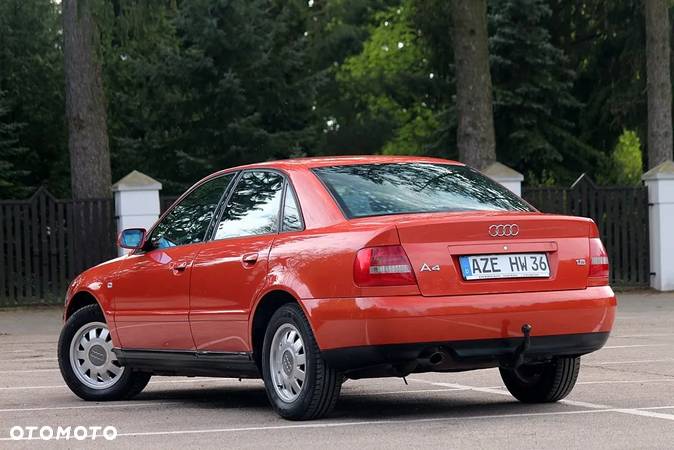 Audi A4 1.8 - 10