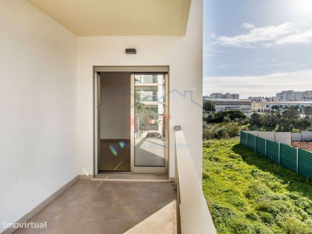 Apartamento T2 nos Jardins do Amparo-15