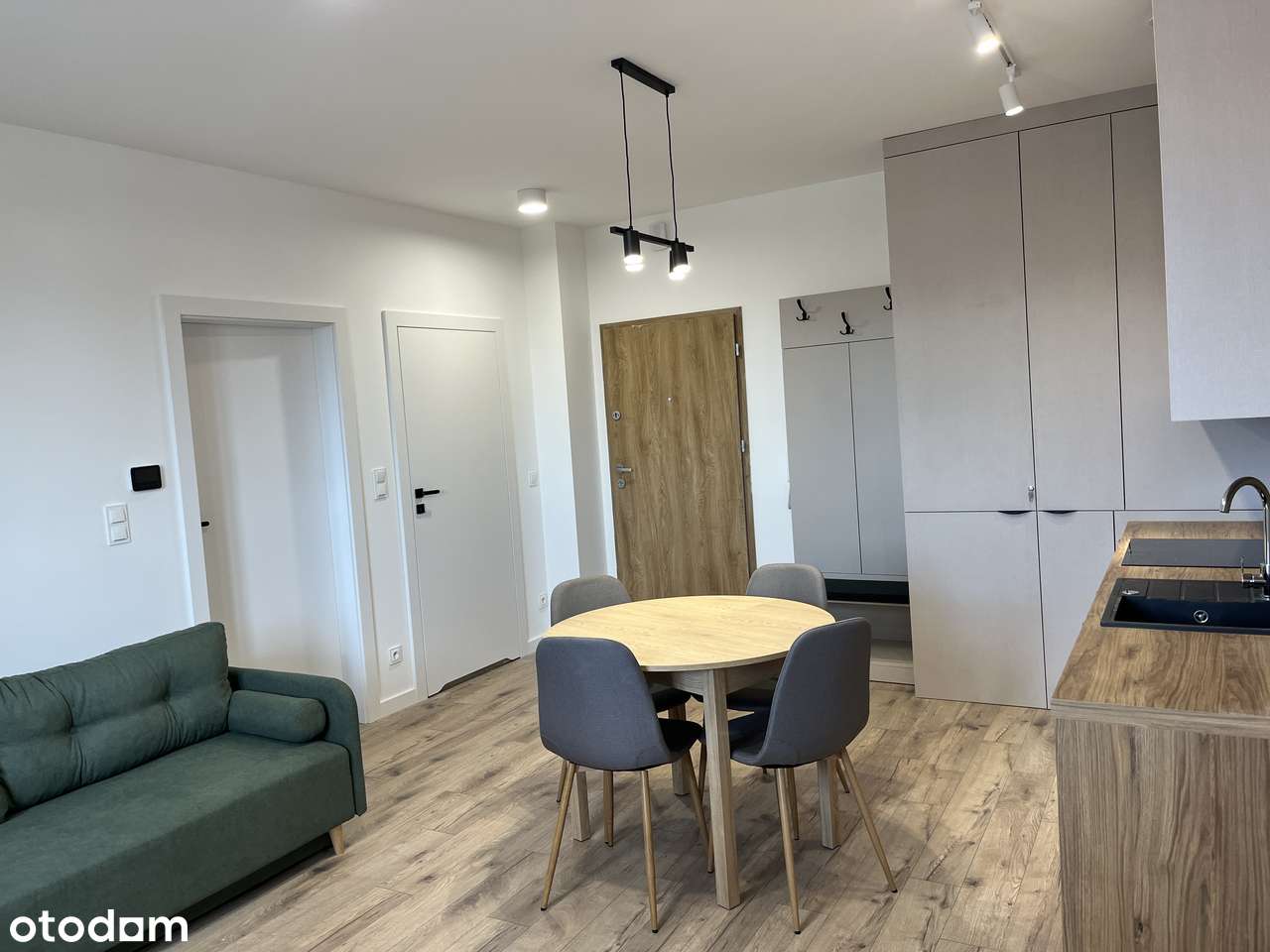 Mieszkanie 2 pokojowe, klimatyzacja, centrum Kowar! 5 km od Karpacza - Pełny obrazek: 1/11