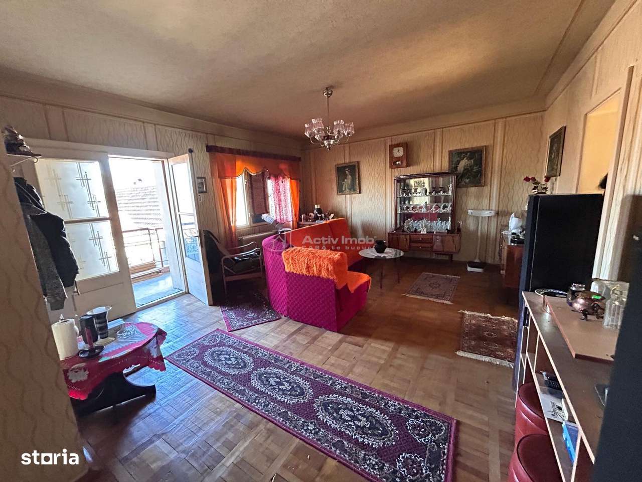 Bocsa Romana, Casa Solida din Caramida, 9 Incaperi si Garaj - Imagine principală: 2/16