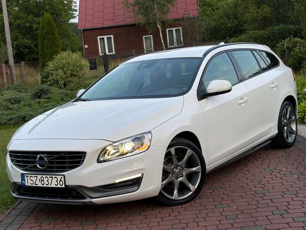 Volvo V60 I (2011-2018) D3 Momentum 2014