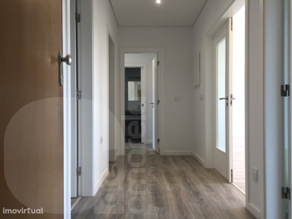 Apartamento T2 NOVO | 124.0m² | Torre da Marinha - Seixal