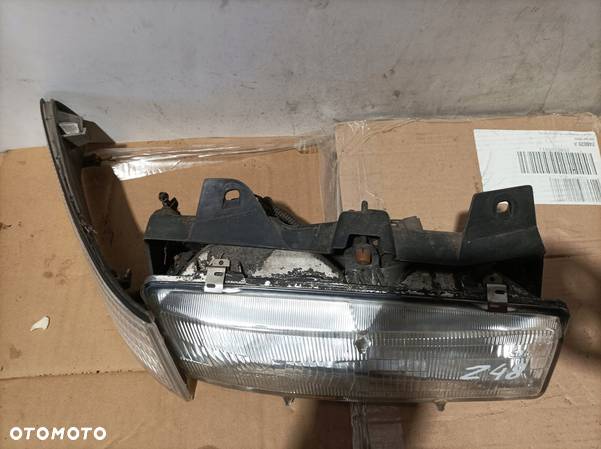 LAMPA PRAWA PRAWY PRZÓD PONTIAC TRANS SPOTR - 3