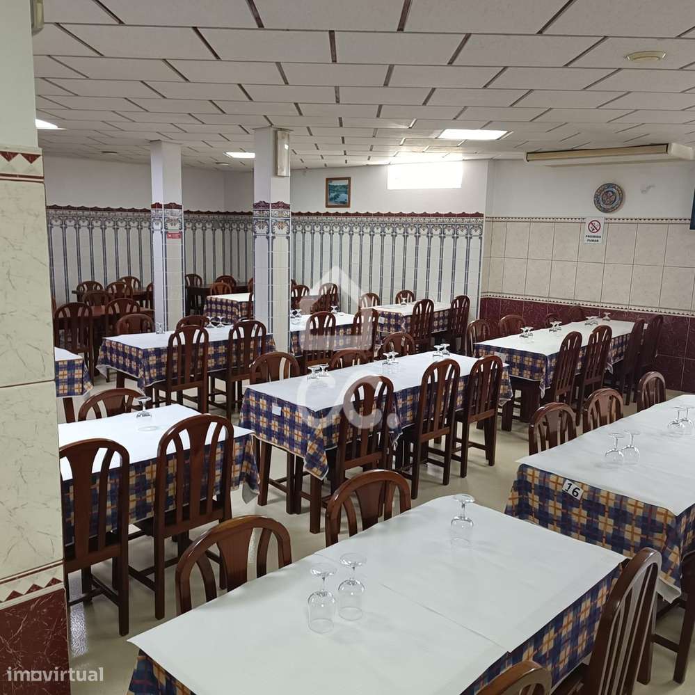 Restaurante em Funcionamento – Martingança-7
