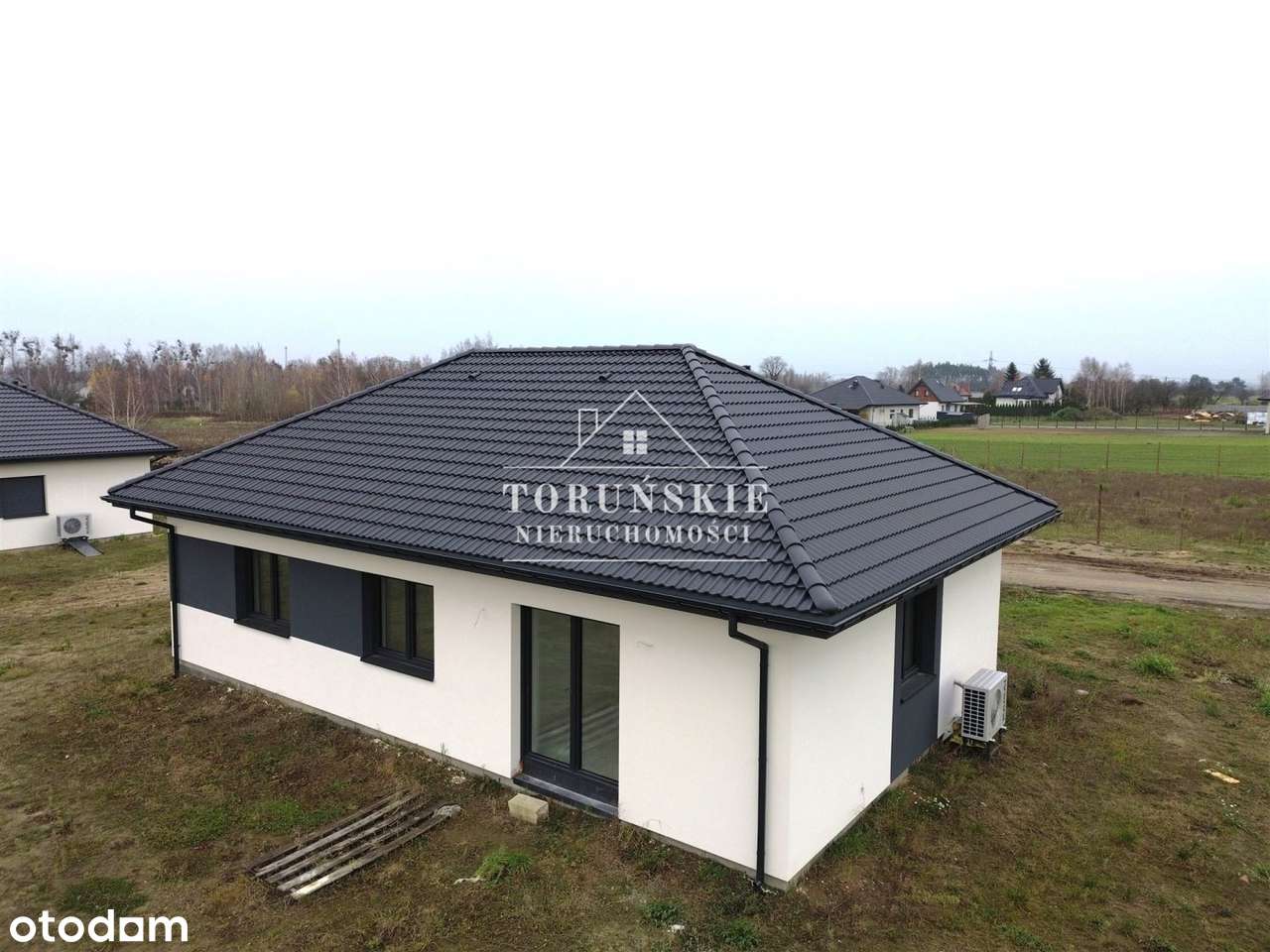 Nowy dom jednorodzinny w Czernikowie 4 pokoje - Pełny obrazek: 3/14