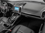 Porsche Cayenne 3.0TD TipTronic - 14