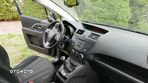 Mazda 5 1.8 Exclusive + - 30