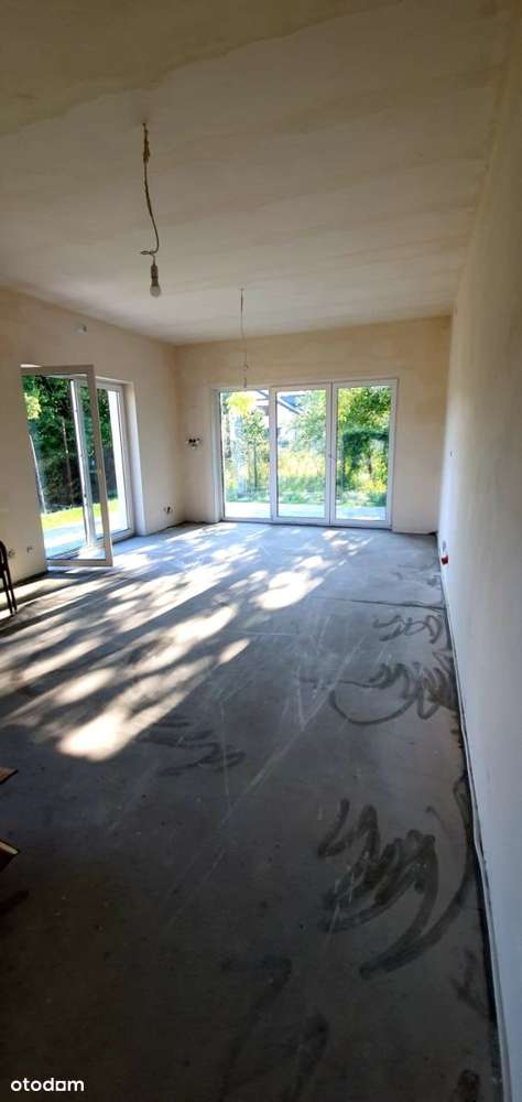 Dom w malowniczej i spokojnej okolicy I Chojny-6