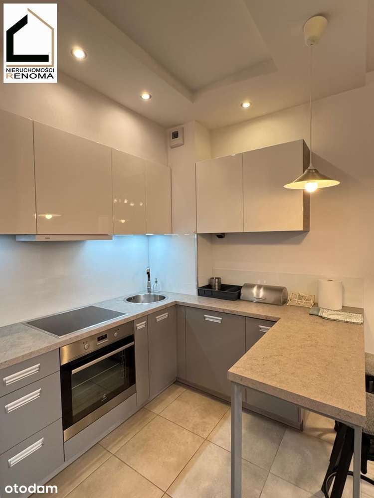 Nowoczesna kawalerka. Śródka - ul. Wiejska. Parking. Balkon. Winda. - Pełny obrazek: 2/13