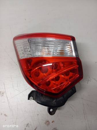 LAMPA LEWY TYŁ TOYOTA YARIS III 17- LED - 1