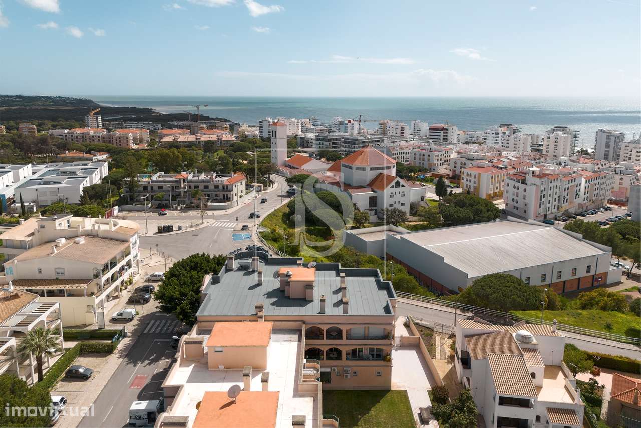 Loja  Venda em Quarteira,Loulé-13