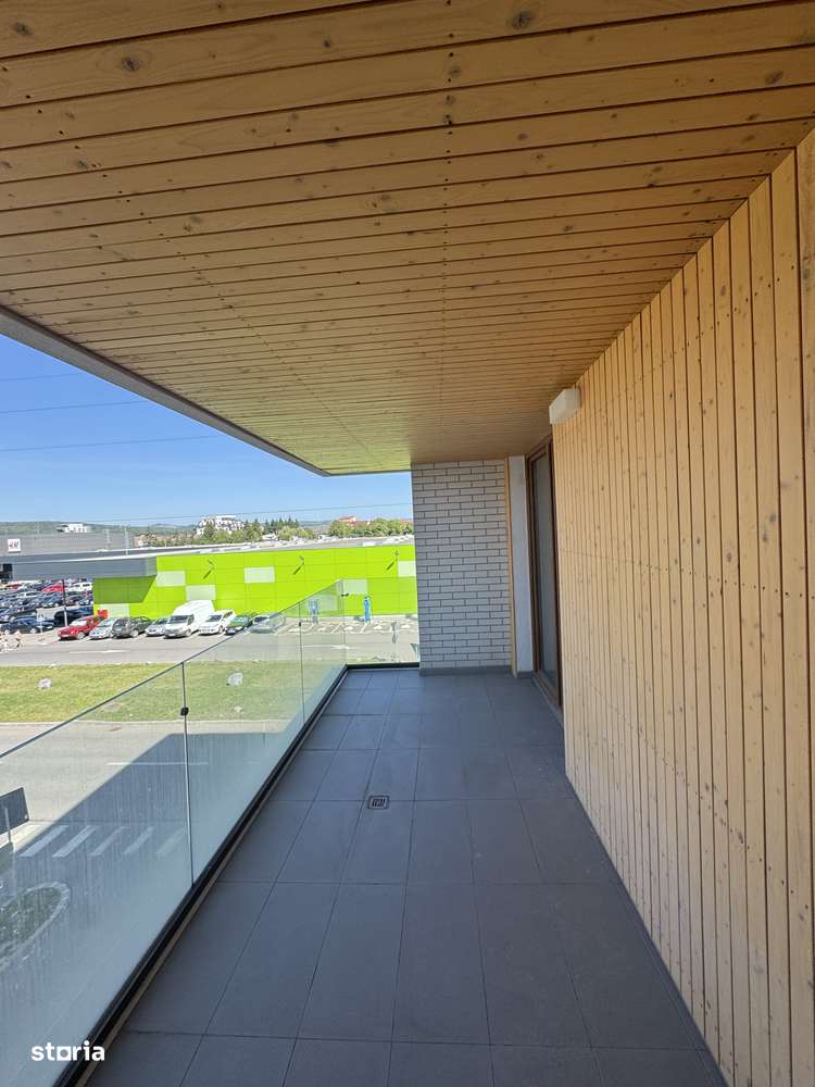 Apartament 3 camere la KFC mall-13