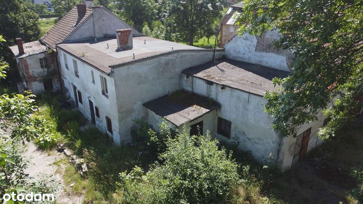 Nieruchomość z potencjałem - zabudowania/działka-6