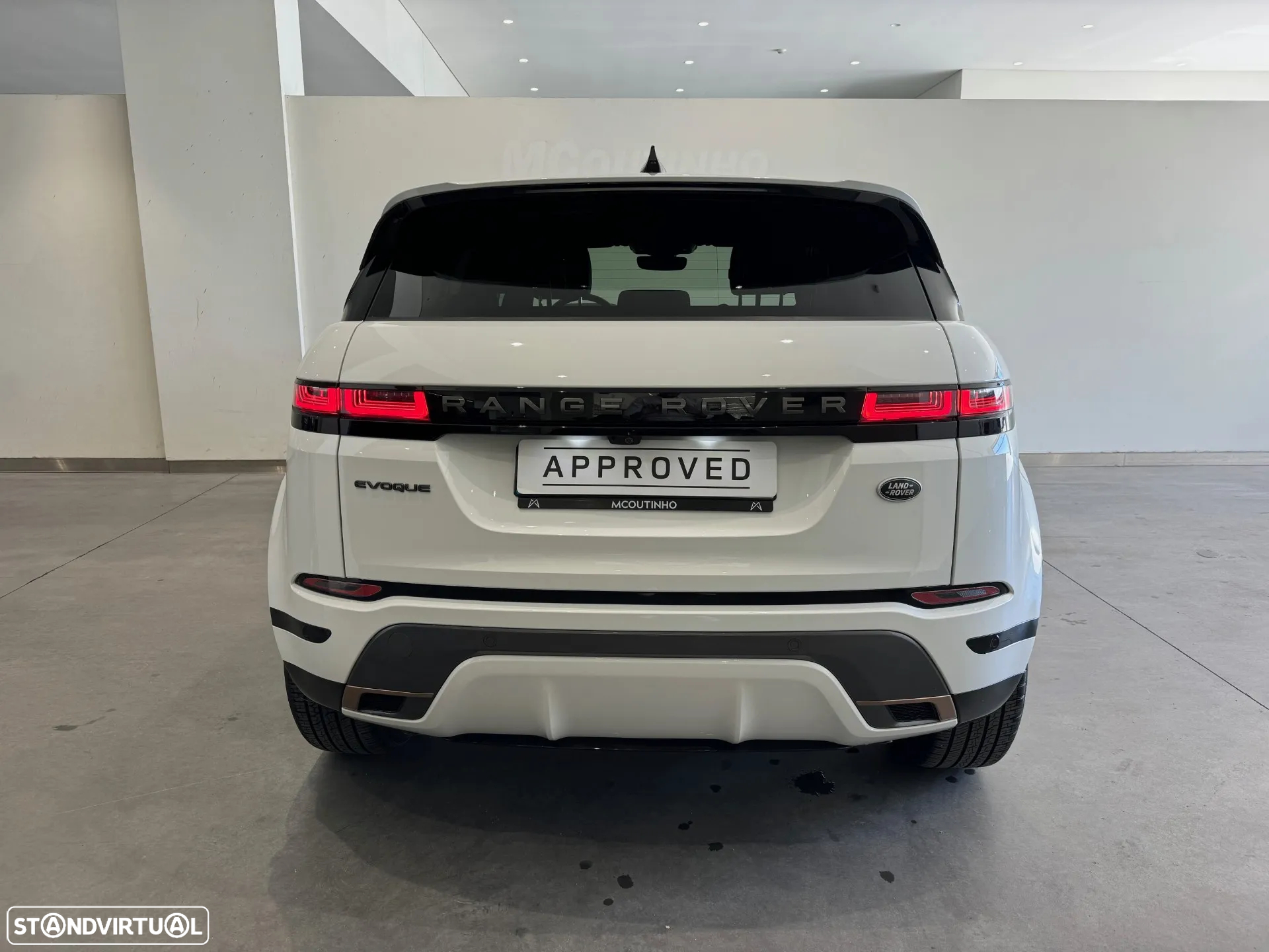 Land Rover Range Rover Evoque 1.5 P160 R-Dynamic SE Auto - 6