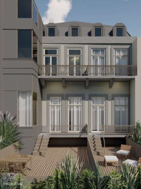 T0 c/ mezanino, varanda e terraço, zona nobre da baixa do Porto - Grande imagem: 2/32