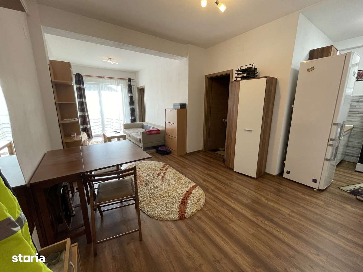 Bloc nou 2 camere-centrala proprie, loc de parcare în curte. - Imagine principală: 5/15