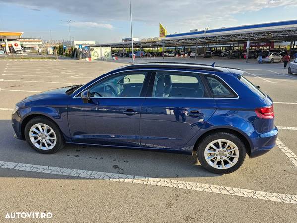 Audi A3 Sportback 1.6 TDI clean Attraction - 3