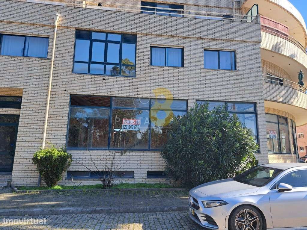 Fantástica Oportunidade de Investimento - Loja na Madalena, Vila No... - Grande imagem: 5/30