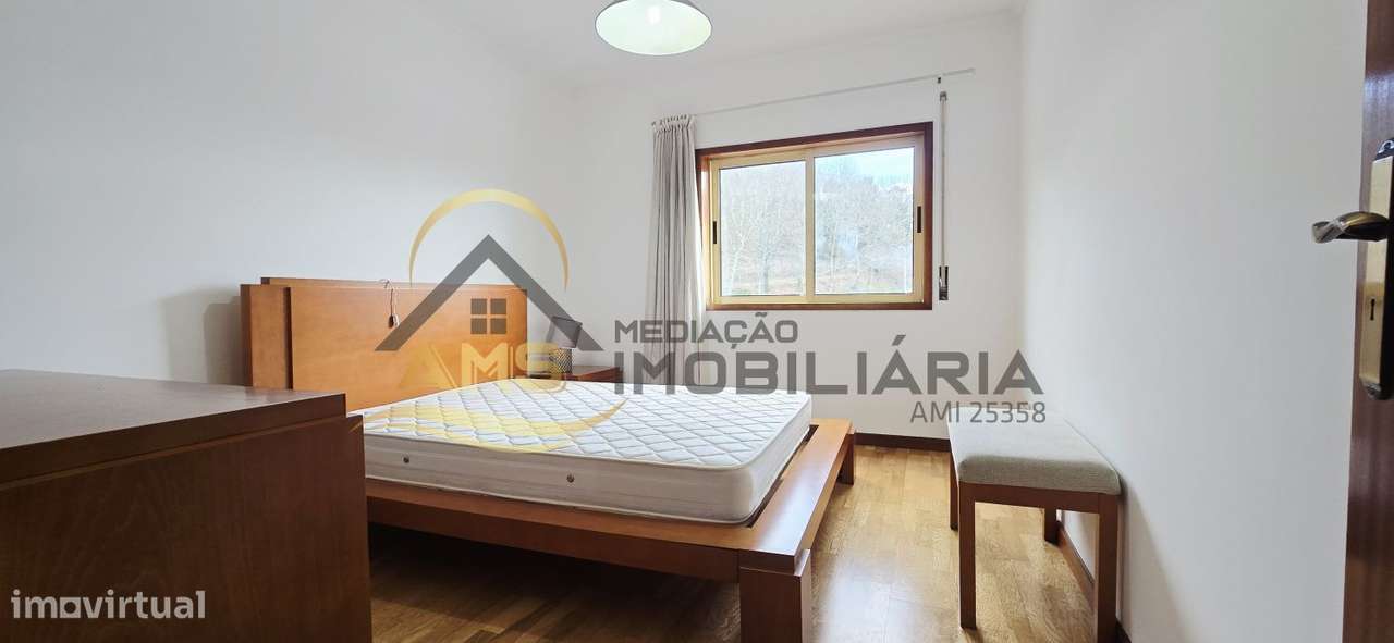 APARTAMENTO T3 COM TRÊS FRENTES E GARAGEM A 5 min a pé do Centro de-32