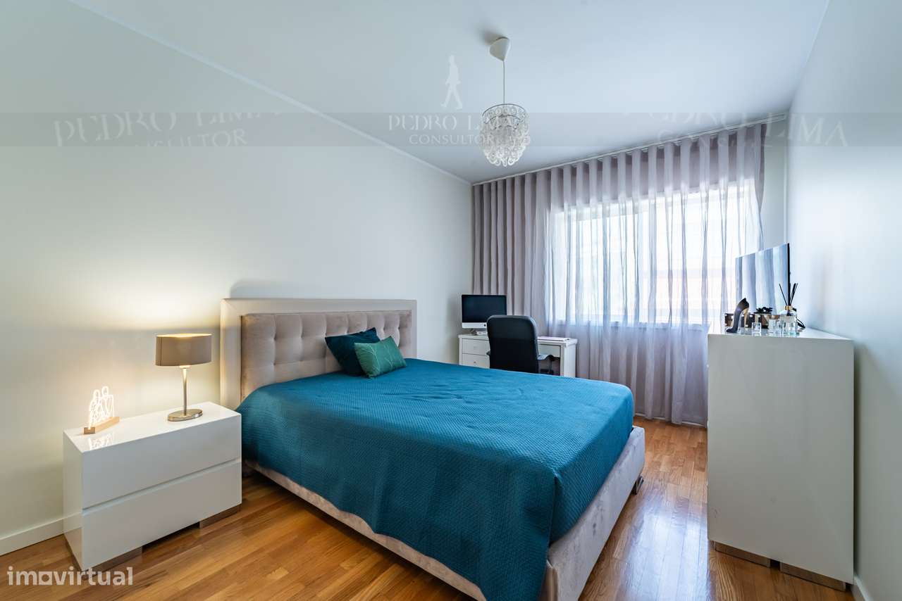 Moradia T4 em Águas Santas com Qualidade e localização Tranquila!-22