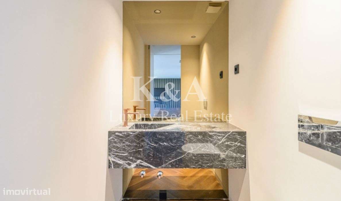 Apartamento T4 com  acabamentos de luxo.-7