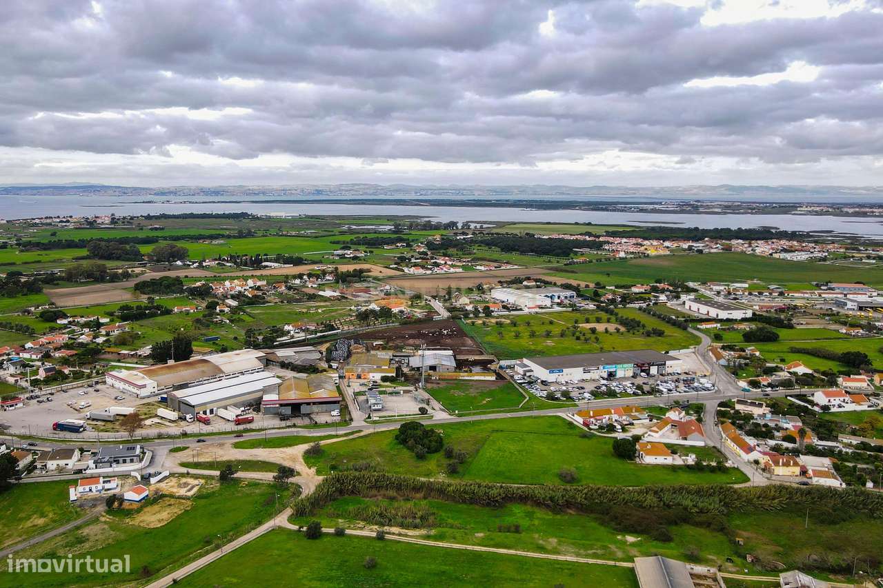 Terreno - Área 7540 m2 - Grande imagem: 2/11