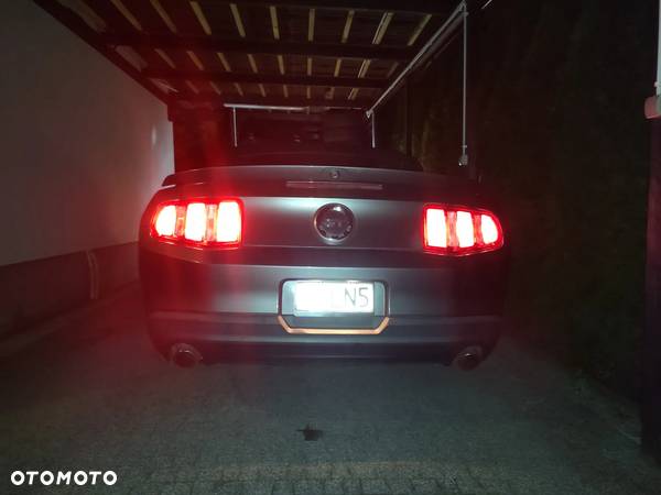 Ford Mustang 4.6 V8 GT Premium - 14